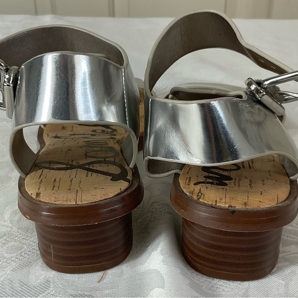 Sam Edelman Silver Two Strap Cork Sole Low Heel Sandals Size 5 - Picture 3 of 5